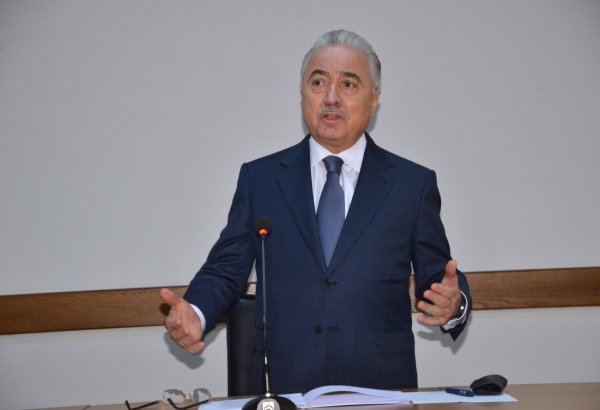 Kürdəmirin yeni icra başçısı kollektivə təqdim olunub