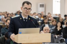 Ermənistan vətəndaşlarının məhkəməsində təqsirləndirilən şəxslərin cəzalandırılmasına dair prokurorların təklifləri səsləndirilib (FOTO)