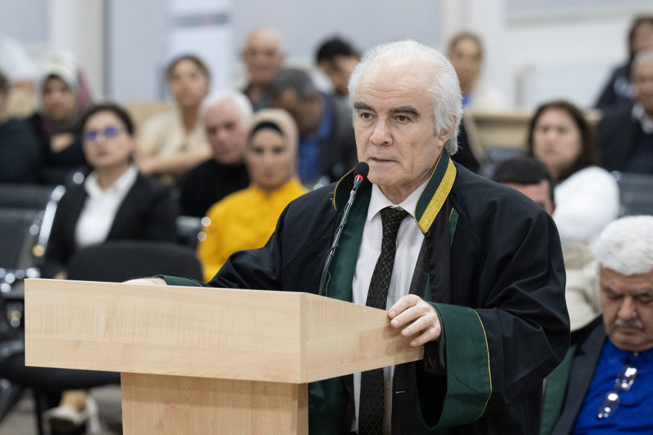 Ermənistan vətəndaşlarının məhkəməsində təqsirləndirilən şəxslərin cəzalandırılmasına dair prokurorların təklifləri səsləndirilib (FOTO)