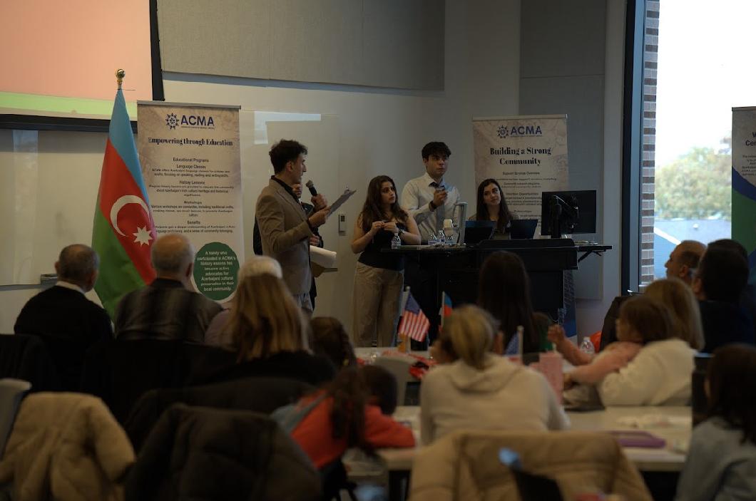 İllinoys Universitetində 8 Noyabr – Zəfər Günü qeyd olunub (FOTO)