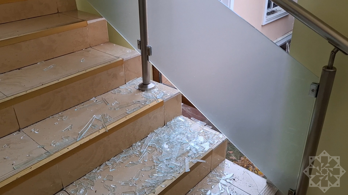 Kiyevə raket hücumu zamanı Azərbaycanın Ukraynadakı səfirliyinə ciddi ziyan dəyib, yaralanan yoxdur (FOTO)