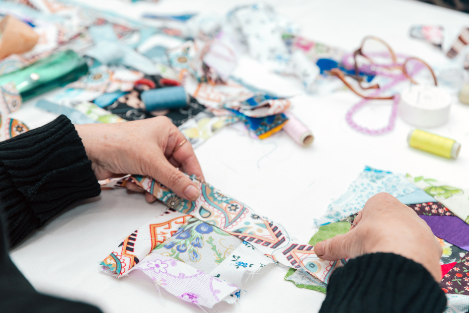 Heydər Əliyev Fondunun vitse-prezidenti Leyla Əliyeva Mingəçevirdə şəhid ailəsini ziyarət edib, bir sıra sosial müəssisələrlə tanış olub (FOTO)