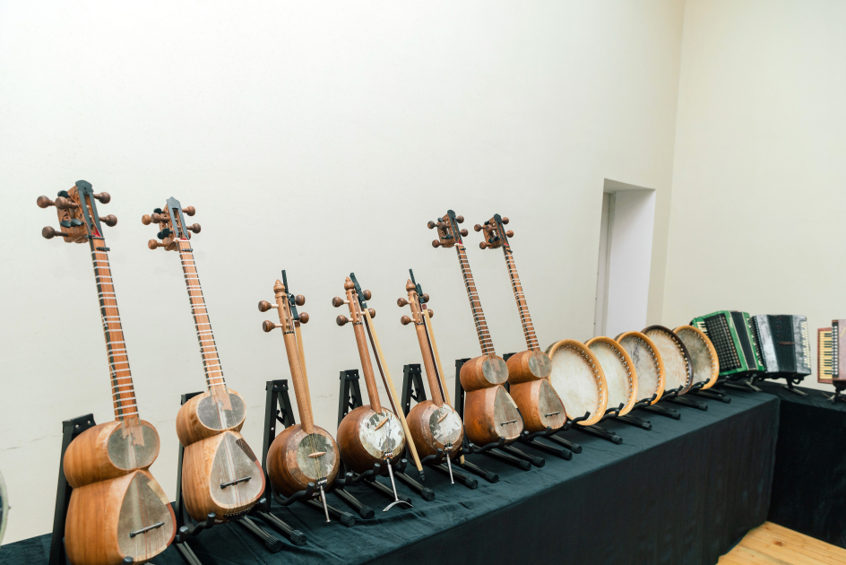 Heydər Əliyev Fondunun vitse-prezidenti Leyla Əliyeva Mingəçevirdə şəhid ailəsini ziyarət edib, bir sıra sosial müəssisələrlə tanış olub (FOTO)