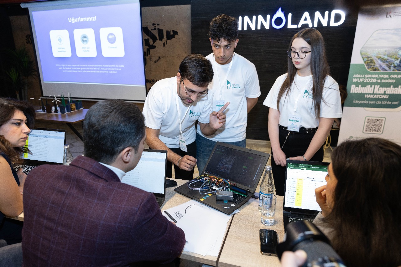 “Rebuild Karabakh” hakatonu uğurla başa çatıb (FOTO)