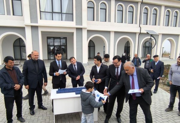 Növbəti köç karvanı Ağdamın Xıdırlı kəndinə çatıb (FOTO)