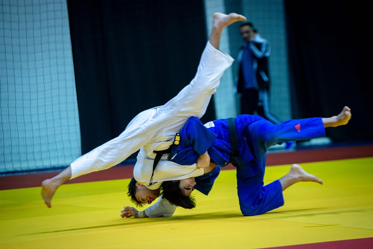 20 yaşadək cüdoçular arasında Bakı birinciliyinə start verilib