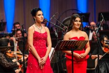 Heydər Əliyev Fondunun vitse-prezidenti Leyla Əliyeva Plasido Dominqonun Heydər Əliyev Mərkəzindəki konsertində iştirak edib (FOTO/VİDEO)