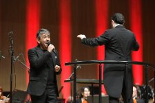 Heydər Əliyev Fondunun vitse-prezidenti Leyla Əliyeva Plasido Dominqonun Heydər Əliyev Mərkəzindəki konsertində iştirak edib (FOTO/VİDEO)