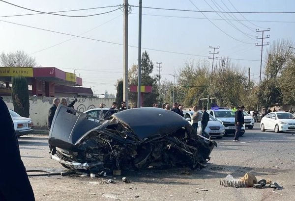 Ağcabədidə baş verən qəza zamanı sürücü ölüb (FOTO)