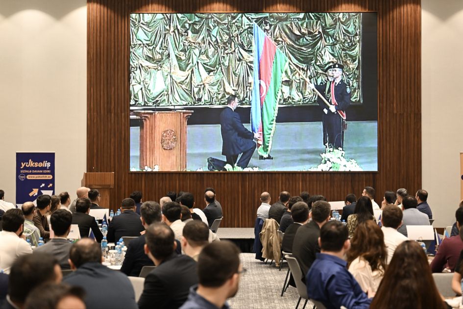 “Yüksəliş” müsabiqəsi çərçivəsində “Zəfərdən Yüksəlişə” adlı növbəti intellektual yarış keçirilib (FOTO)