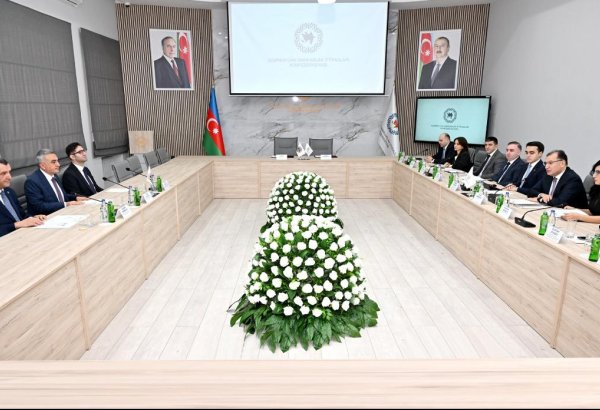 Azərbaycan Həmkarlar İttifaqları Konfederasiyası və Vəkillər Kollegiyası arasında Əməkdaşlıq haqqında Memorandum imzalanıb (FOTO)