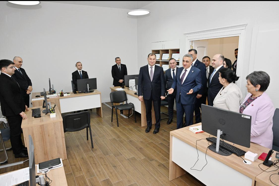 Azərbaycan Həmkarlar İttifaqları Konfederasiyası və Vəkillər Kollegiyası arasında Əməkdaşlıq haqqında Memorandum imzalanıb (FOTO)