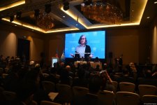 Bakıda WUF13 ilə əlaqədar diplomatik korpus üçün hibrid formatda məlumatlandırma sessiyası keçirilib (FOTO)