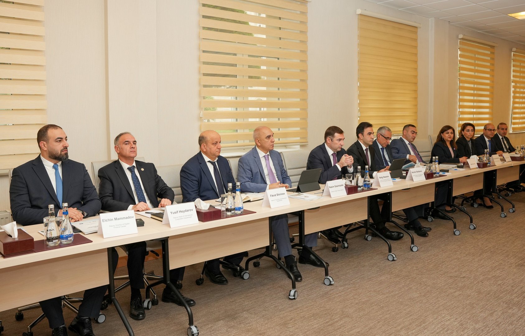 Azərbaycan və Koreya arasında İnteqrəolunmuş Maliyyə İdarəetmə Sistemi üzrə seminar keçirilib (FOTO)