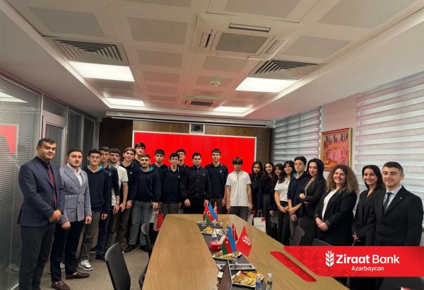 Ziraat Bank Azərbaycan məktəblilər üçün maliyyə savadlılığı təlimi təşkil etdi