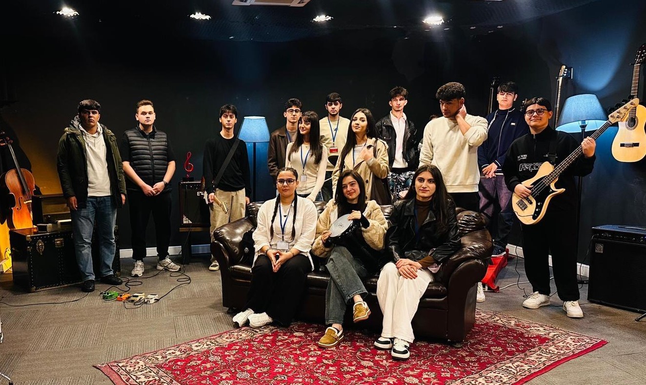 Vətən müharibəsinin şəhid və qazilərinin əmanətlərinin İstanbul səfəri başa çatıb (FOTO)