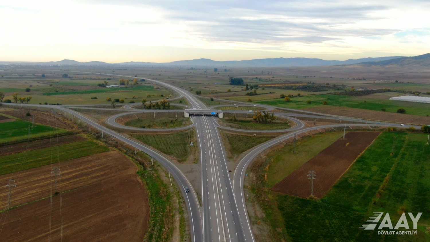 Bakı–Ələt–Qazax magistralının sonuncu hissəsinin genişləndirilməsi yekunlaşmaq üzrədir (FOTO)