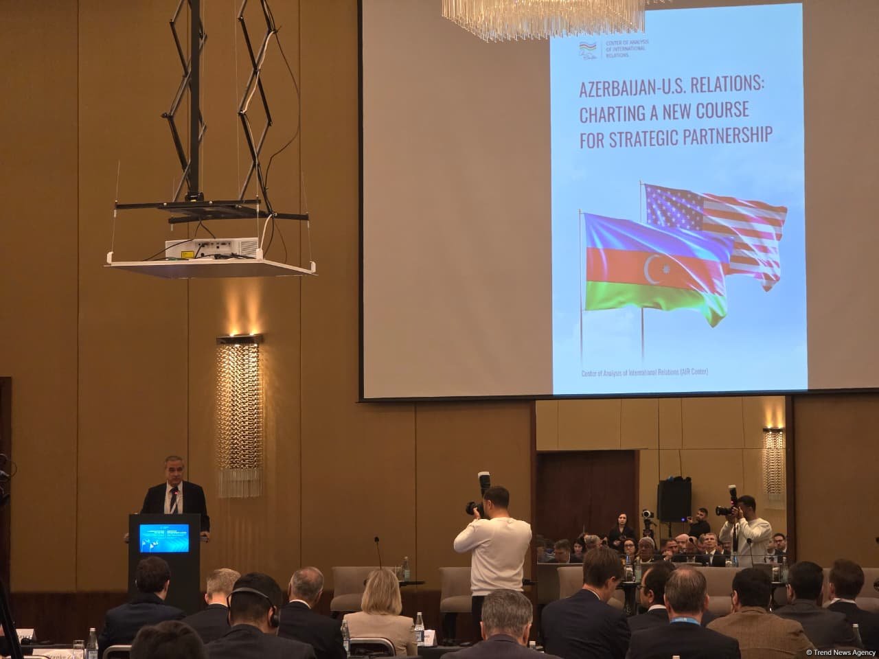 Bakıda Azərbaycan-ABŞ Beyin Mərkəzlərinin birinci Forumu keçirilir (FOTO)