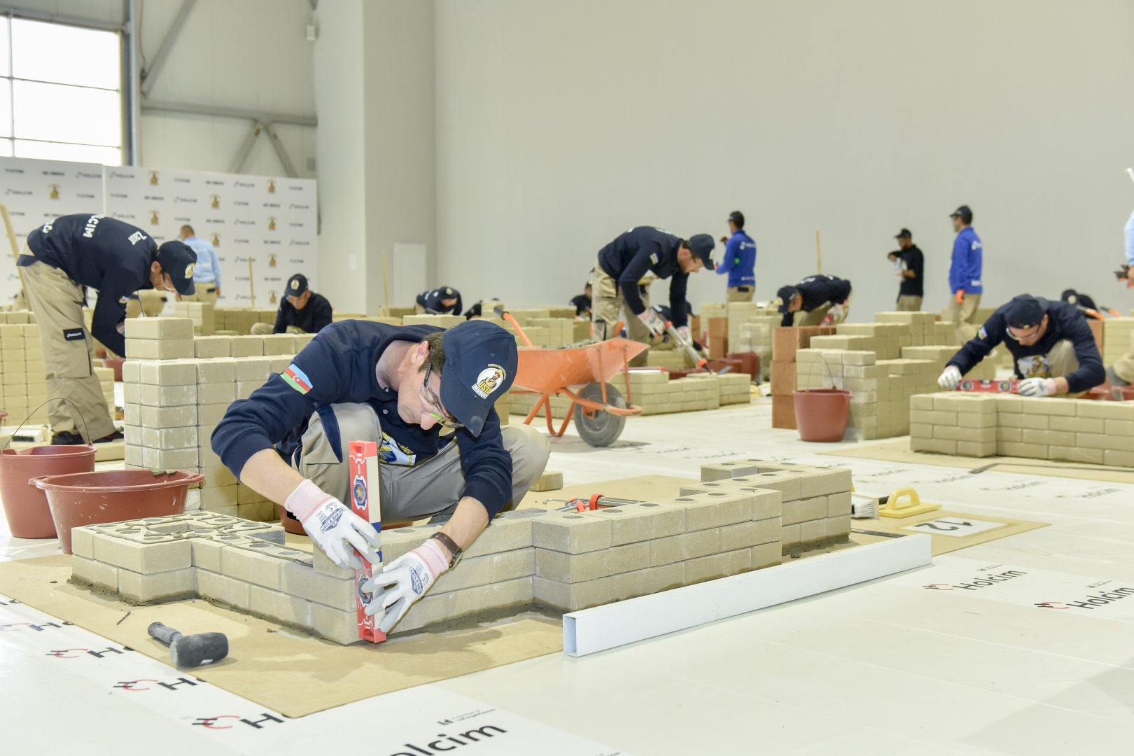 Holcim Azərbaycan ölkənin ən yaxşı ustasını seçdi (FOTO)