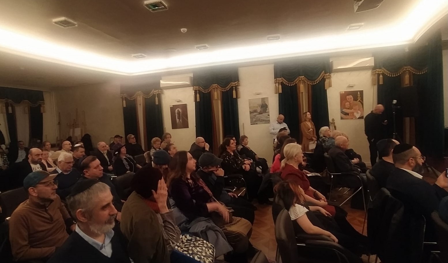 Rusiyanın dağ yəhudilərinə azərbaycanlı rejissorun filmi təqdim olunub (FOTO)