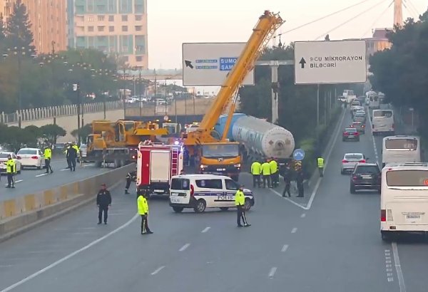 Sumqayıt istiqamətində avtomobillərin hərəkətinə məhdudiyyət aradan qaldırılıb (YENİLƏNİB)