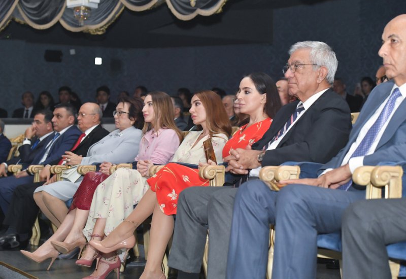 Akademik Musiqili Teatrda “Gülçöhrə və Əsgər” tamaşasının premyerası olub (FOTO)