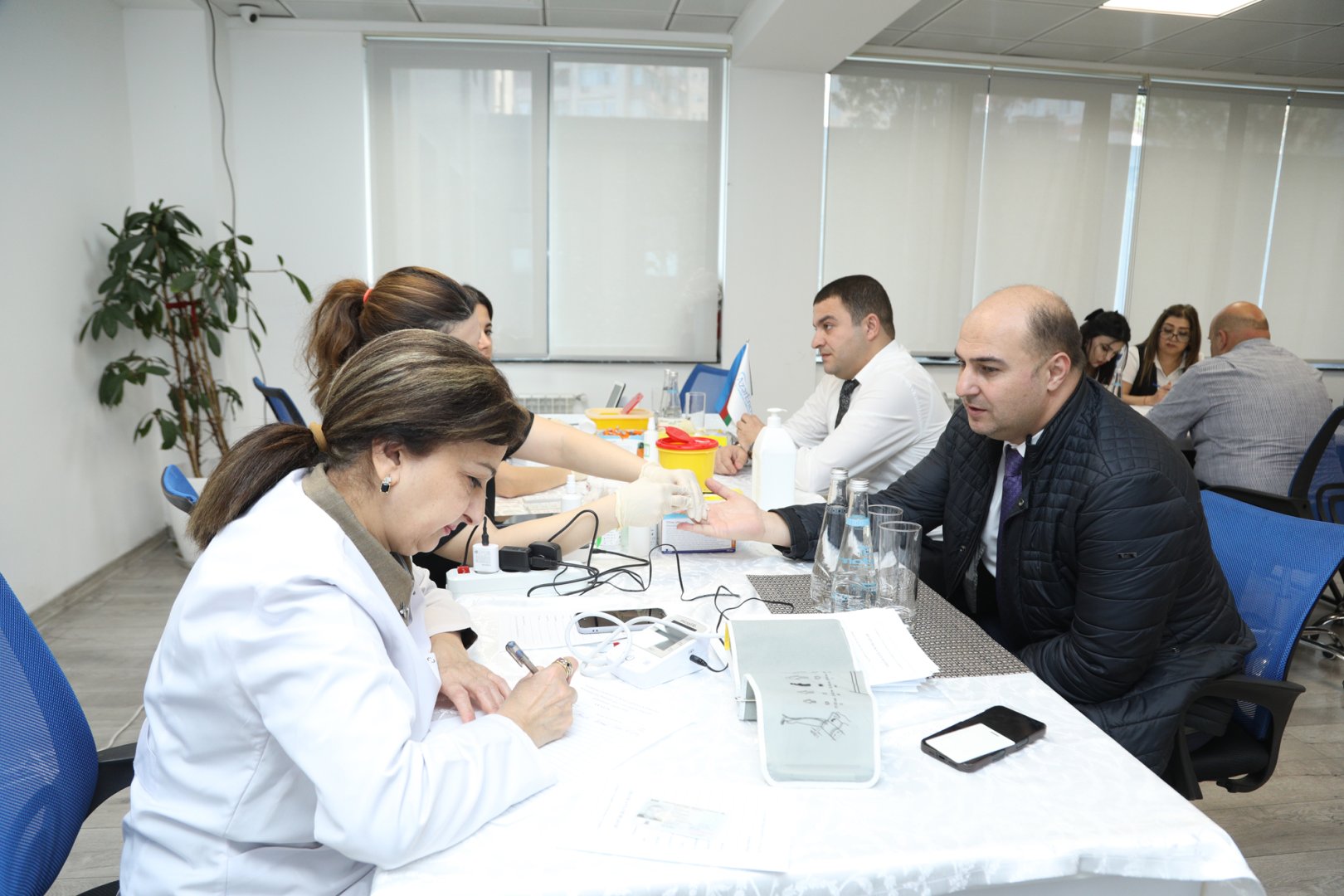 “AzərEnerji”də qanvermə aksiyası keçirildi (FOTO)