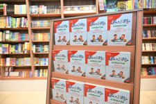 "Azərbaycan dilini öyrənirik" kitabının təqdimat mərasimi keçirilib (FOTO)