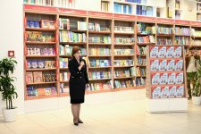 "Azərbaycan dilini öyrənirik" kitabının təqdimat mərasimi keçirilib (FOTO)