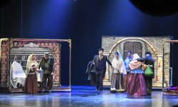 Akademik Musiqili Teatrda “Gülçöhrə və Əsgər” tamaşasının premyerası olub (FOTO)