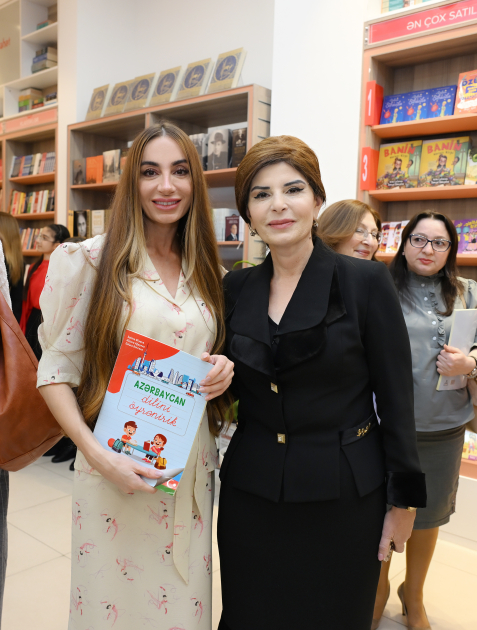 "Azərbaycan dilini öyrənirik" kitabının təqdimat mərasimi keçirilib (FOTO)