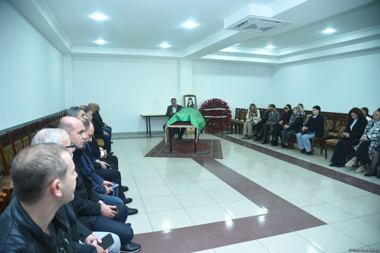 Roza Cəlilova ilə vida mərasimi keçirilir (FOTO)