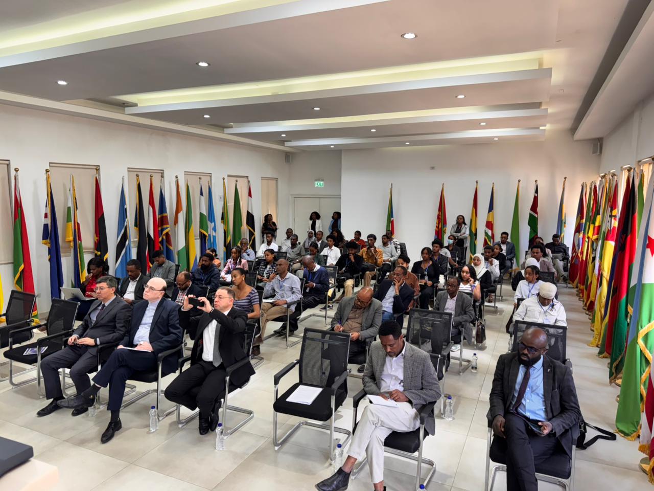 Prezidentin xüsusi tapşırıqlar üzrə nümayəndəsi Elçin Əmirbəyov Efiopiyada işgüzar səfərdə olub (FOTO)