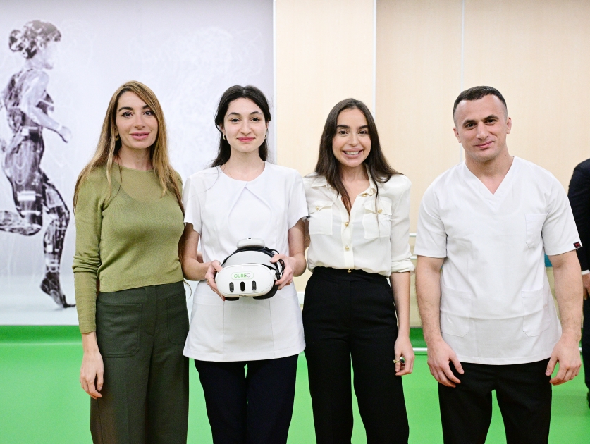 Yeni Klinikada Yeni Robotik Reabilitasiya və Sümük İliyi Transplantasiyası mərkəzlərinin açılış mərasimi olub (FOTO)