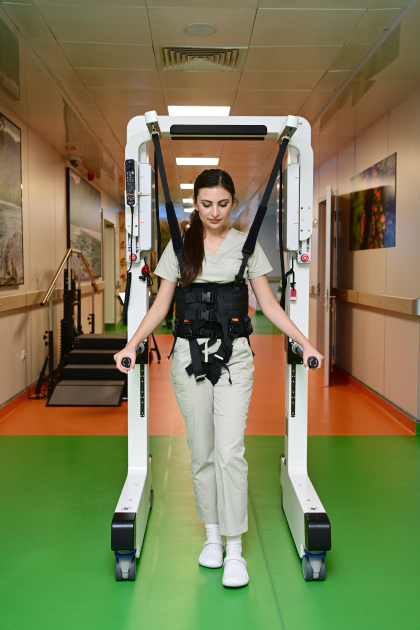 Yeni Klinikada Yeni Robotik Reabilitasiya və Sümük İliyi Transplantasiyası mərkəzlərinin açılış mərasimi olub (FOTO)