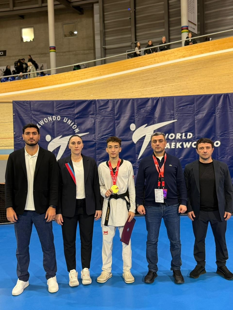 Azərbaycan taekvondoçuları 1 qızıl və 2 bürünc medal qazanıblar (FOTO)