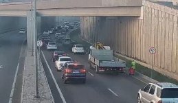 Sürücülərin NƏZƏRİNƏ: Paytaxtın bir sıra yollarında tıxac var - SİYAHI (FOTO)