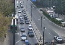 Sürücülərin NƏZƏRİNƏ: Paytaxtın bir sıra yollarında tıxac var - SİYAHI (FOTO)