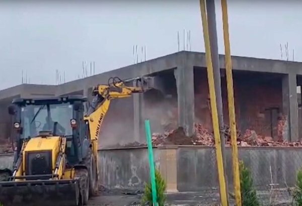 Bu ilin doqquz ayı ərzində 441 qanunsuz tikili sökülüb - RƏSMİ