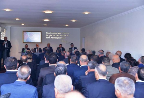 Paytaxtın daha üç rayonunda qarlı havalara hazırlıqla bağlı müşavirələr keçirilib (FOTO)