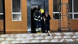 Yasamalda yaşayış binasındakı yanğın tam söndürülüb (FOTO/VİDEO) (YENİLƏNİB-2)