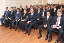 Paytaxtın daha üç rayonunda qarlı havalara hazırlıqla bağlı müşavirələr keçirilib (FOTO)