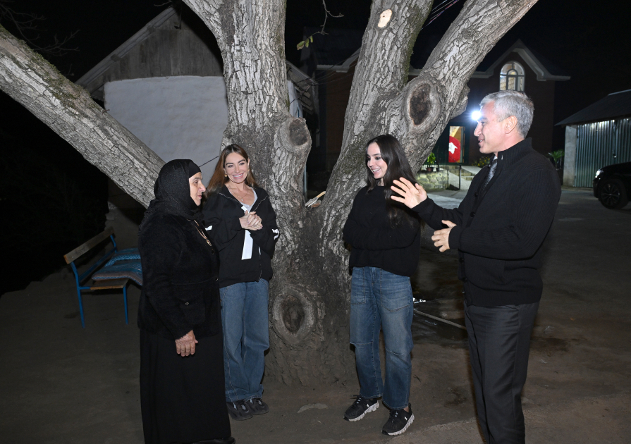 Leyla Əliyeva və Arzu Əliyeva Astarada Pəncəli Teymurovun ailəsini ziyarət ediblər (FOTO)