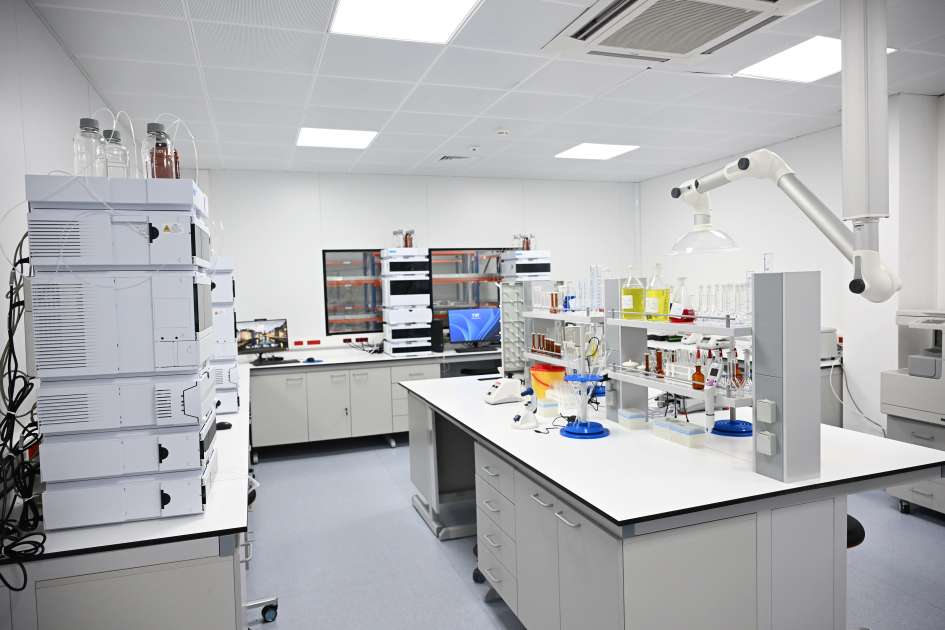 Prezident İlham Əliyev dərman preparatları istehsalı müəssisəsinin açılışında iştirak edib (FOTO)