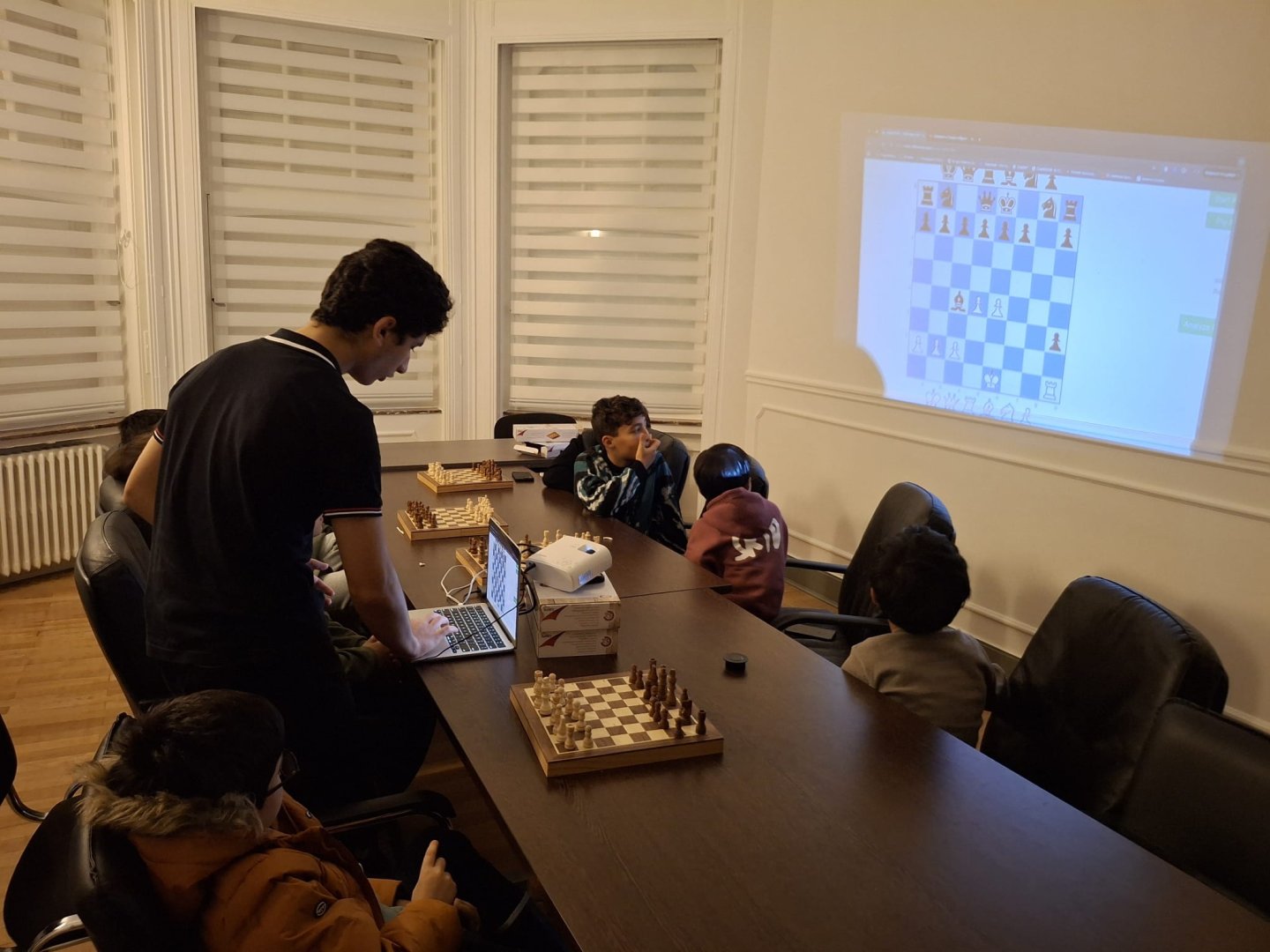 Brüsseldəki Azərbaycan Evində dərslər başlayıb (FOTO)