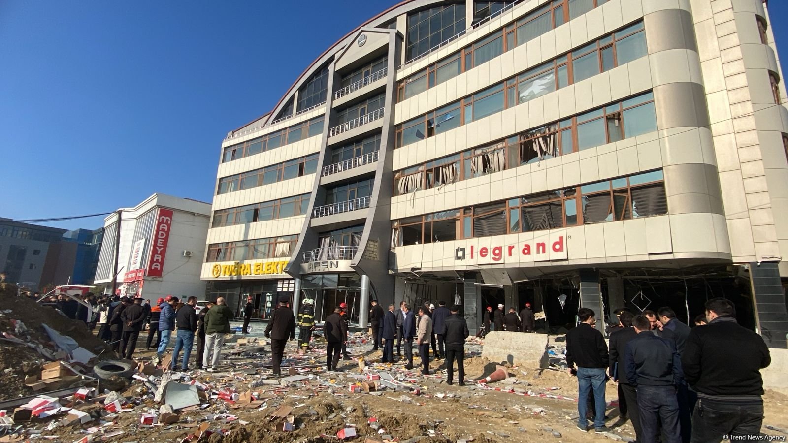 Nərimanovdakı partlayışda 7 nəfər xilas edilib - (FOTO/VİDEO) (YENİLƏNİB)