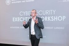 İRİA rəhbər şəxslər üçün növbəti kibermaarifləndirmə təlimi təşkil edib (FOTO)