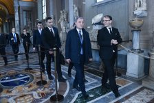 Ceyhun Bayramov Müqəddəs Pyotr Bazilikası ilə tanış olub (FOTO)