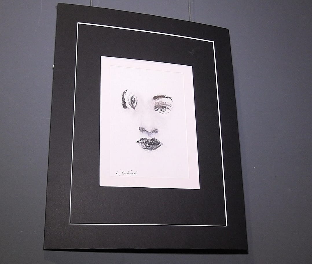 ABŞ-də yaşayan soydaşımızın İçərişəhərdə rəsm sərgisi keçirilib (FOTO)