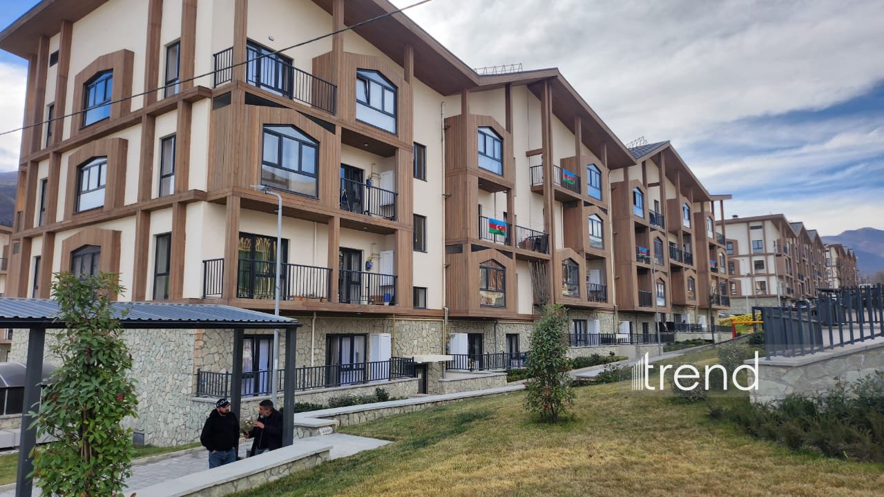 Kəlbəcərdə şəhər günü çərçivəsində fotosərgi təşkil edilib (FOTO)